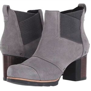Sorel Gray Suede Ankle Booties